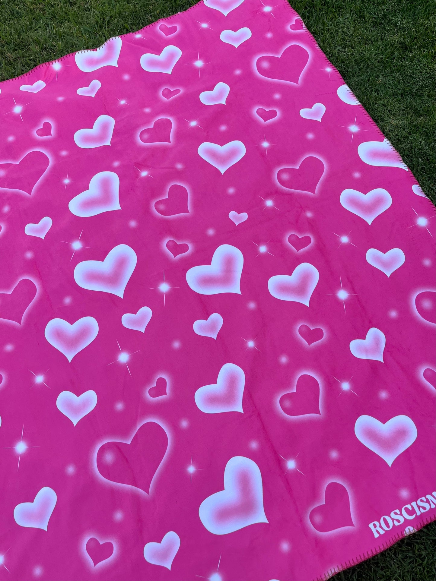 pink airbrush hearts blanket